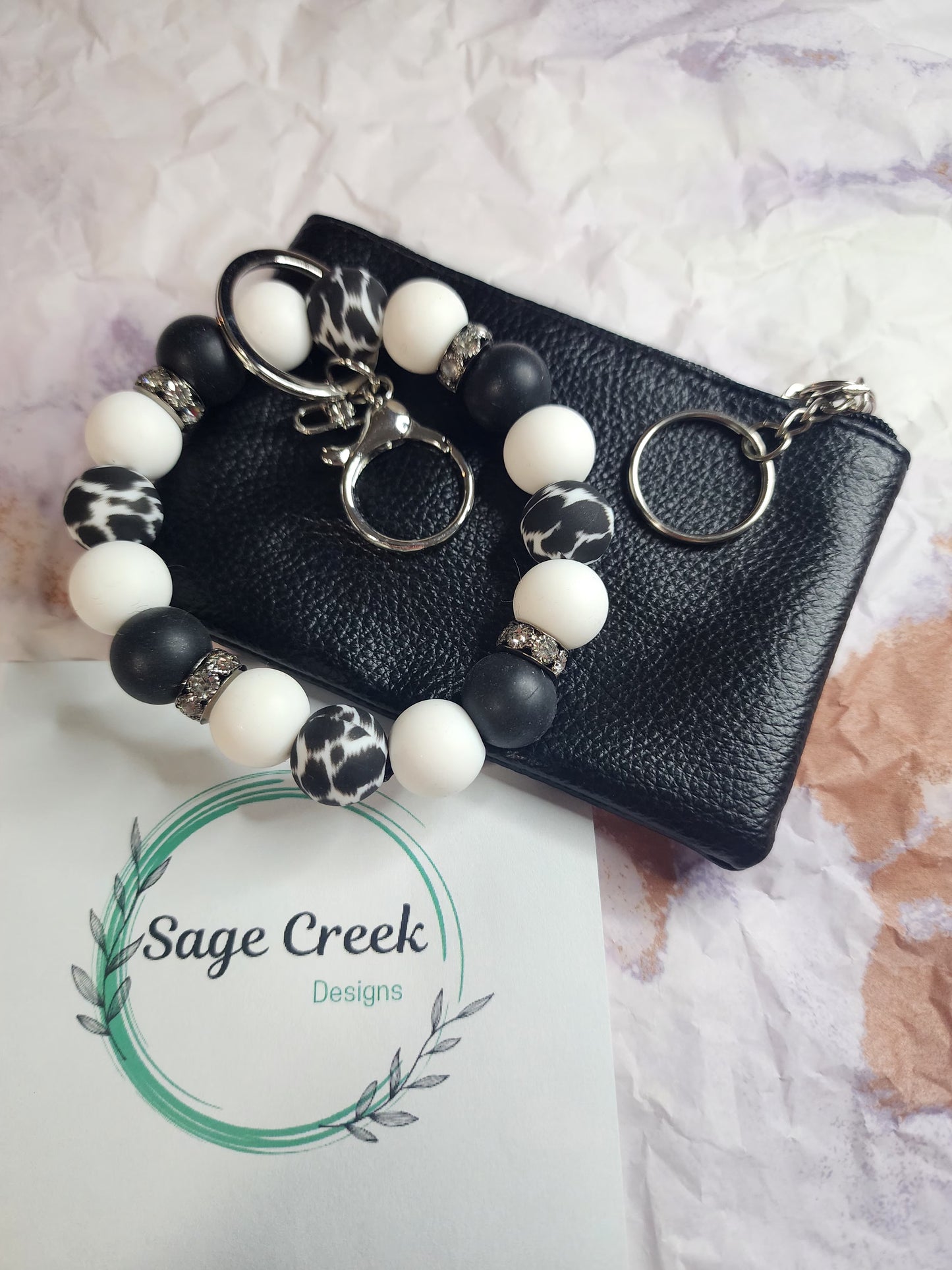 Change purse with wristlet