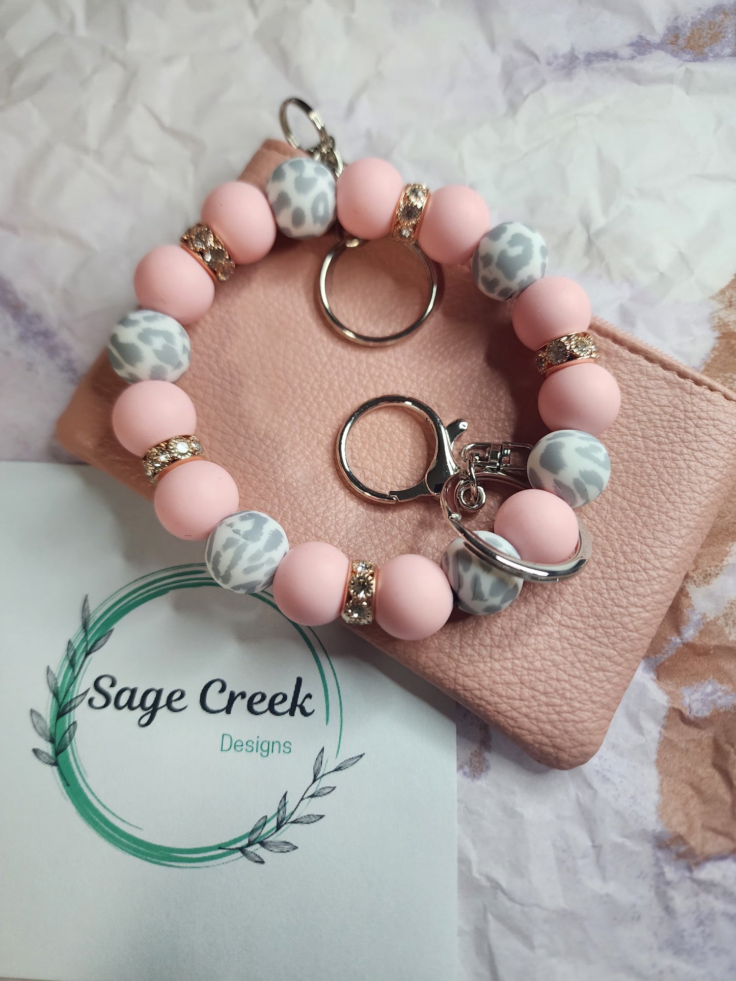 Change purse with wristlet